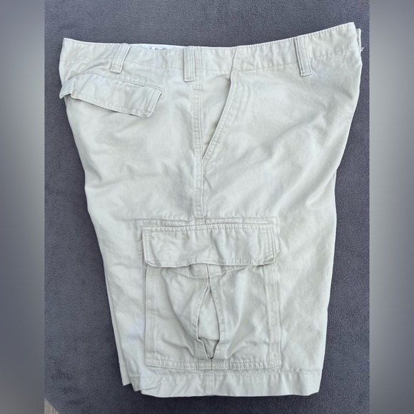 Eddie Bauer Men’s size 36 Legend Wash 100% cotton shorts 2 pair Lot - Picture 4 of 11